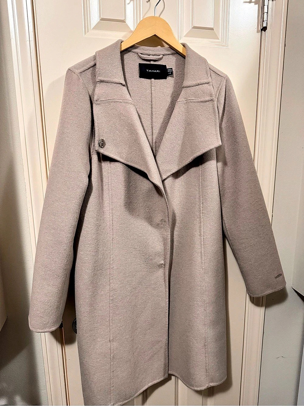 Tahari Double Face Wool Blend Belted Mid-Length Coat Greige Draped Collar L